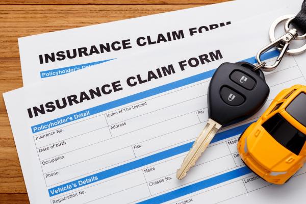 auto insurance claim form after a car accident